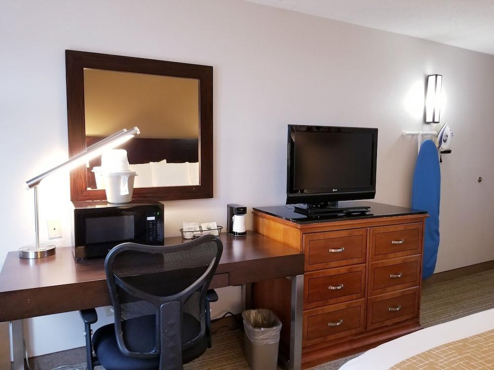 Travelodge By Wyndham Fort Wayne North Kültér fotó