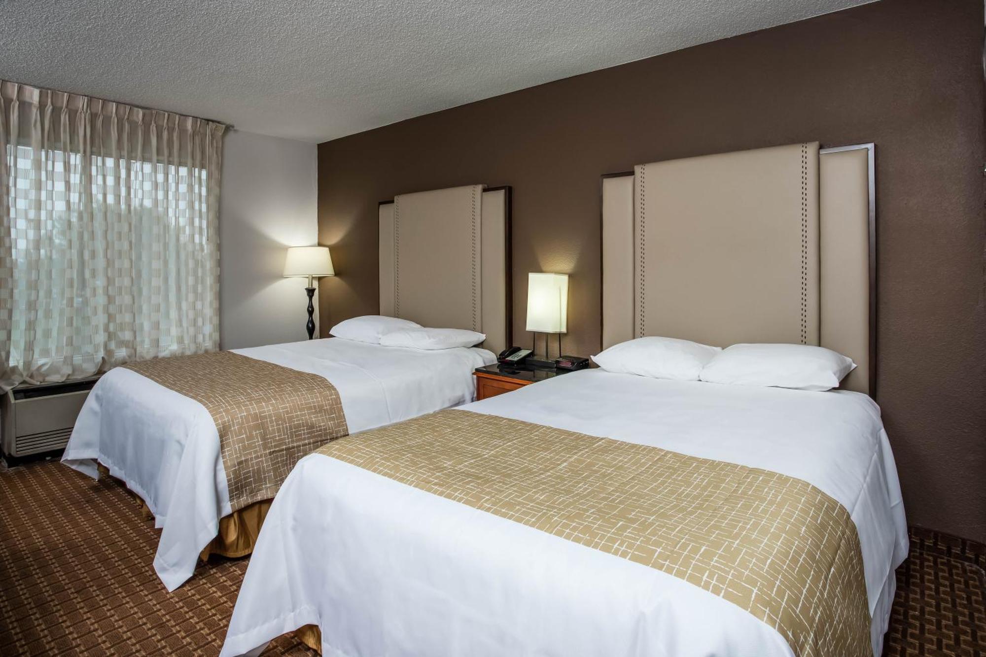 Travelodge By Wyndham Fort Wayne North Kültér fotó