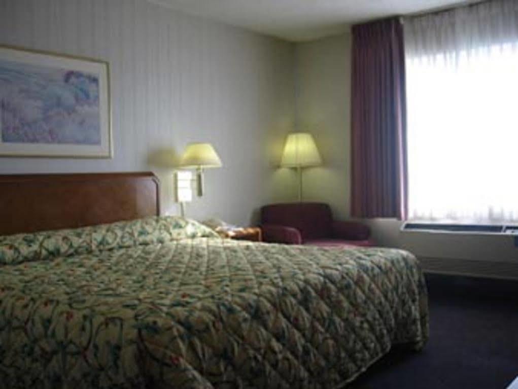 Travelodge By Wyndham Fort Wayne North Kültér fotó