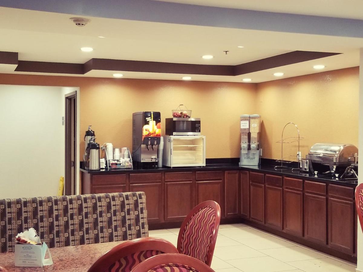 Travelodge By Wyndham Fort Wayne North Kültér fotó